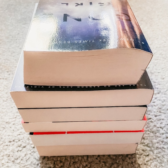 Trending Suspense/Thriller Fiction Book Haul Lot Target - Picture 3 of 3